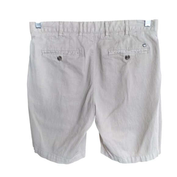 PETER MILLAR Flat Front Khaki Golf Shorts Mens Chinos Casual lightweight 32 - Picture 2 of 10